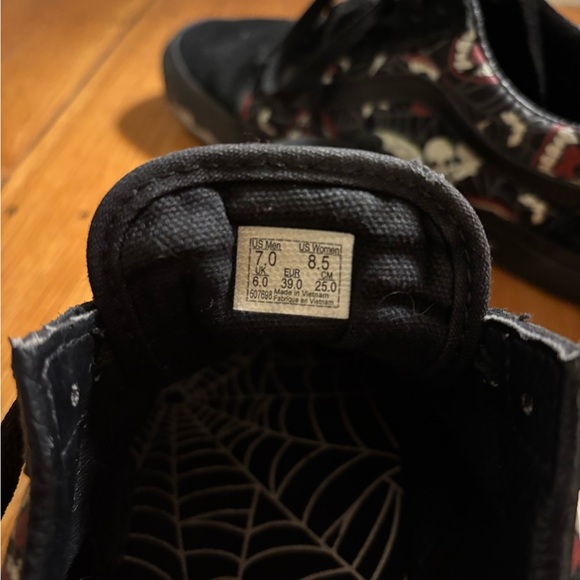 Vans Old Skool Glow Frights Bat Skull Vampire - Picture 2 of 3